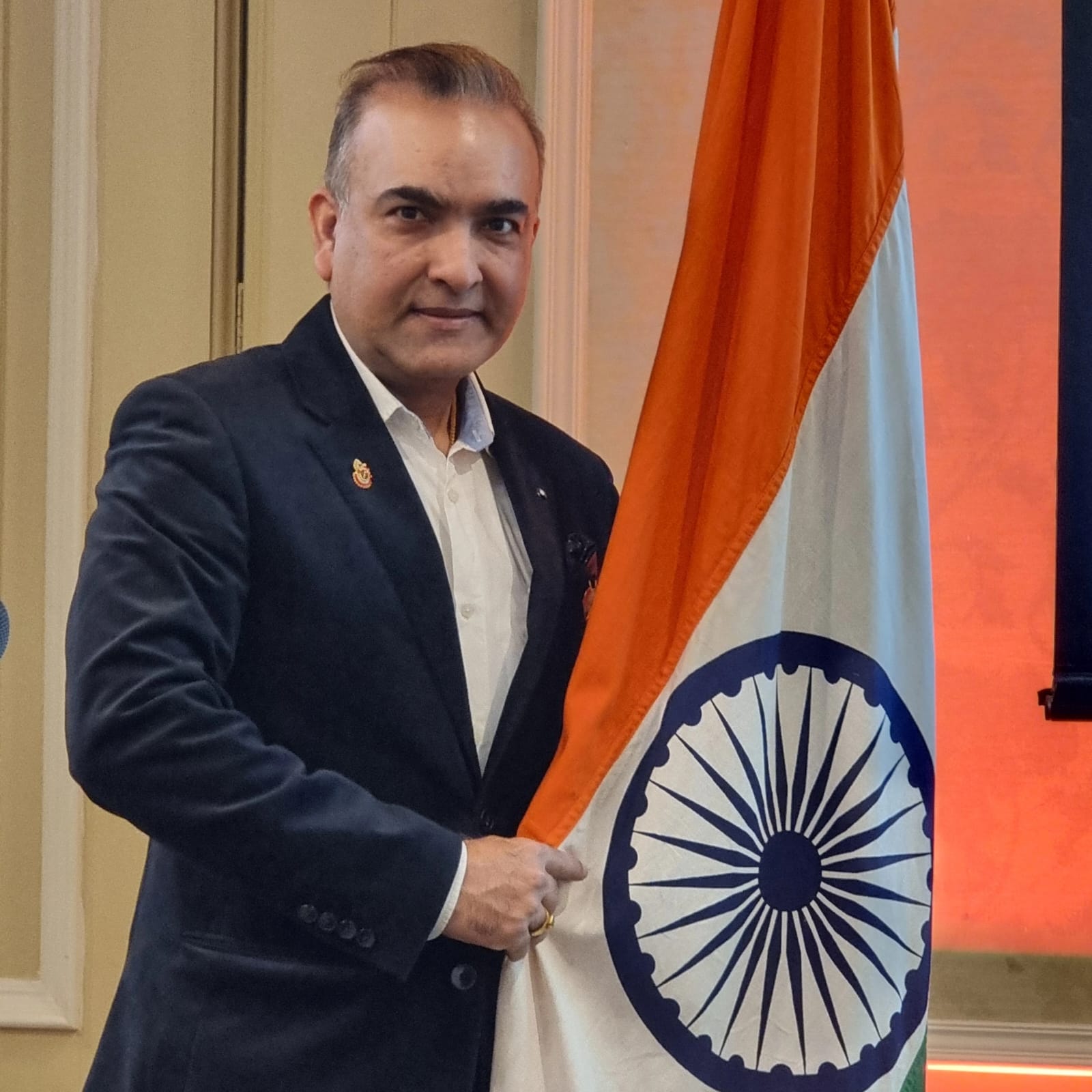 Mr. Haresh Kanayalal Dharmdasani